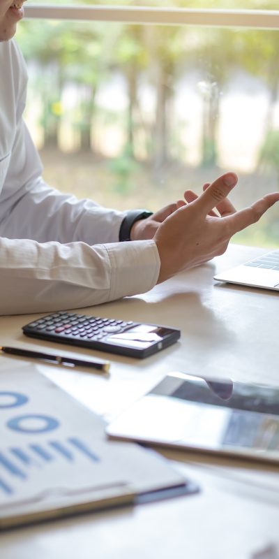 businessman-consulting-investment-and-financial-planning-